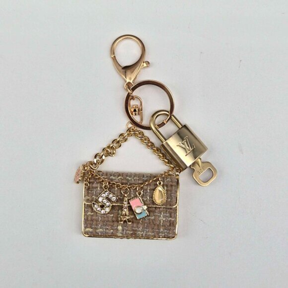 Authentic Louis Vuitton Lock & Key with unbranded Bagcharm, Keycharm, Keychain - Picture 5 of 9